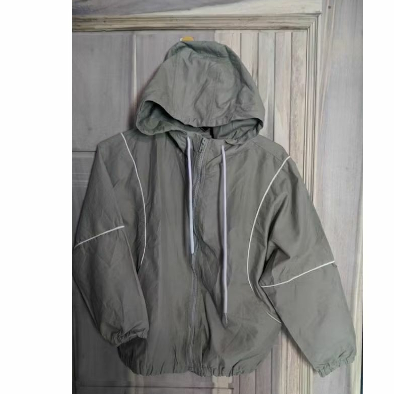 thrift pl jaket cewek running olahraga wanita