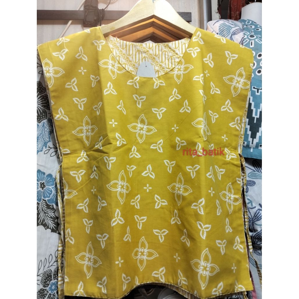 VEST BATIK MOTIF BOLAK-BALIK