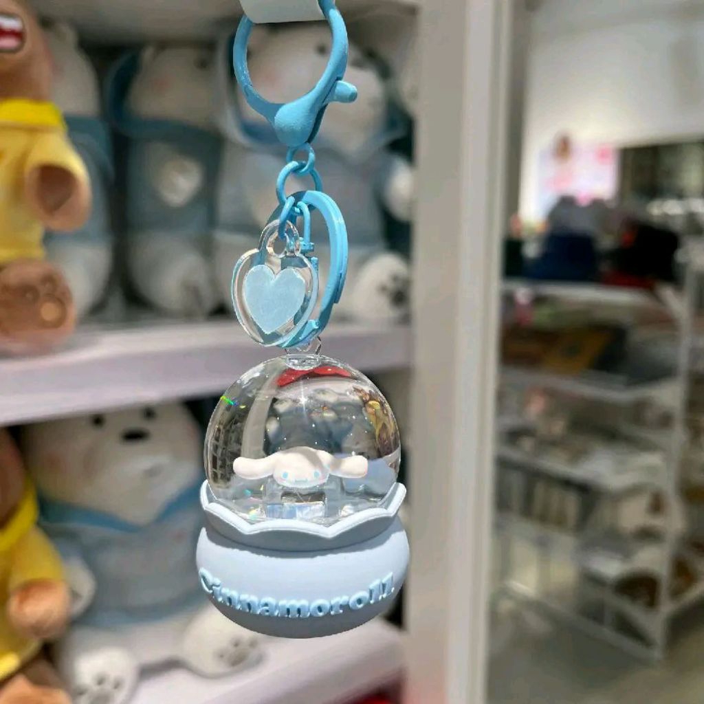 Miniso Kuromi & Cinnamoroll  Crystal Ball Liquid Keychain