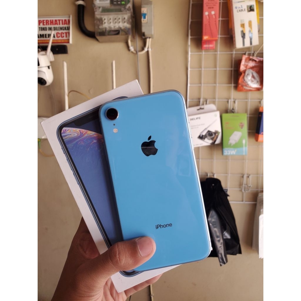 iphone XR 64GB inter fullset ory like new all operator mulus all fingsi oryan semua
