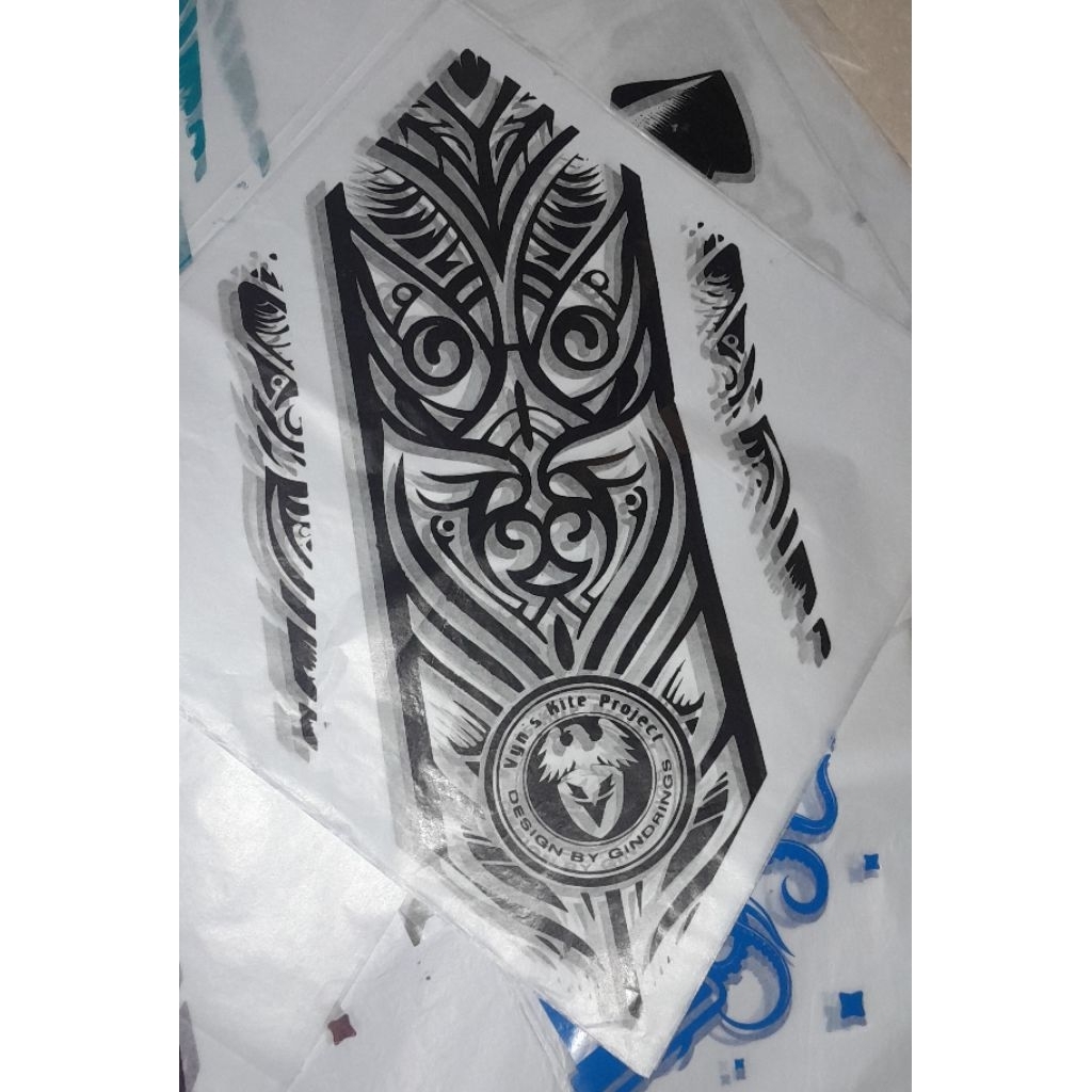 Kertas Layangan Sukhoi ( hanya kertas saja )