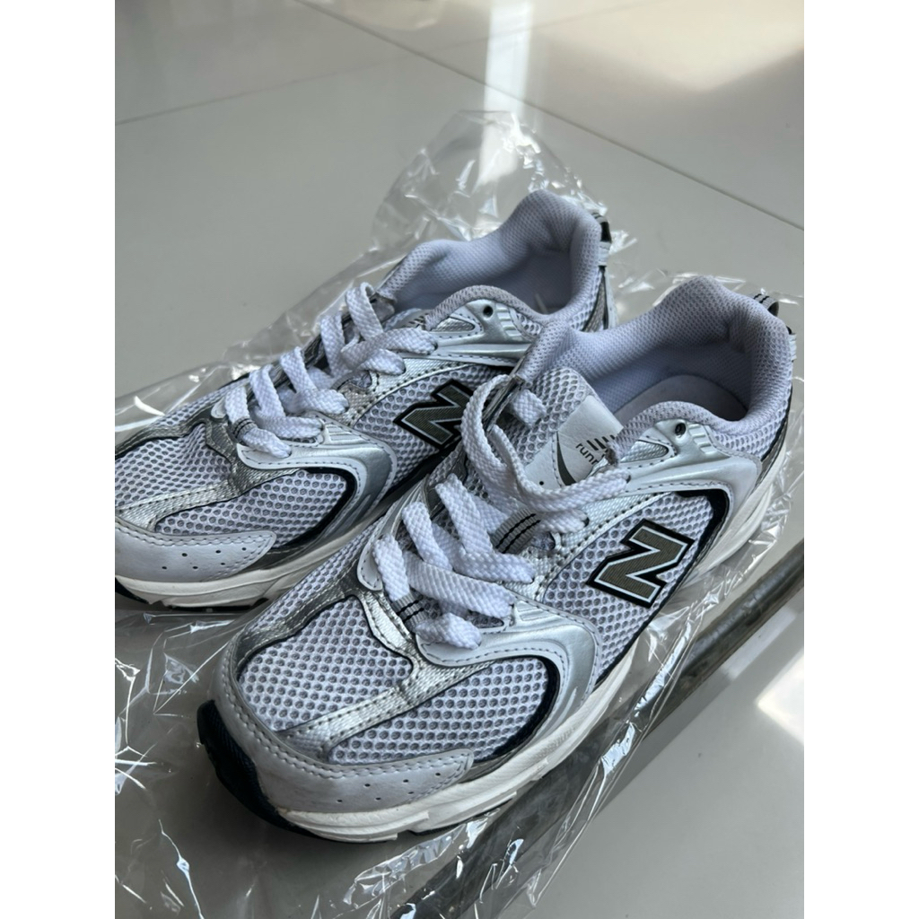 new balance wanita 530 nb530 silver women bekas