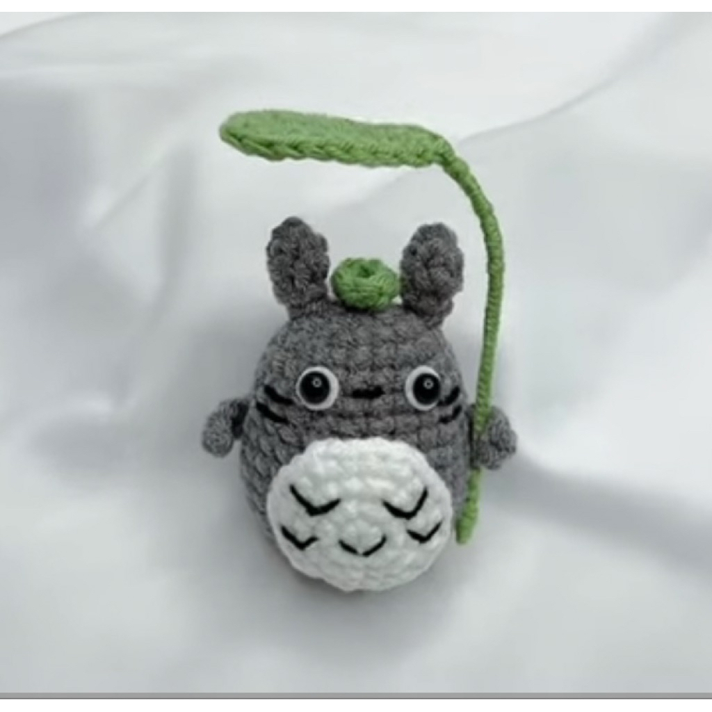 Totoro Keychain / Amigurumi Totoro / Totoro Crochet