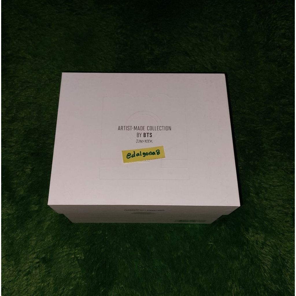 (Baca Deskripsi) Official Artist Made Collection by BTS Jungkook Mikrokosmos Mood Lamp