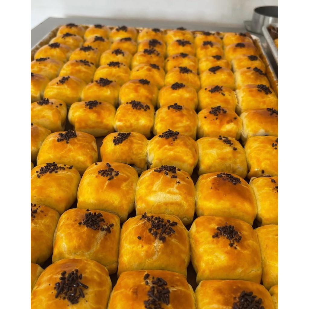 Bolenkue Rasa Coklat Keju / Bolen Pisang Rasa Coklat Keju / Bolen Pisang Enak