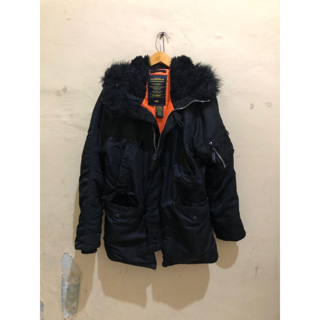 Alpha Industries winter parka bahan tebal original second Bekas murah. Jual parka Alpha Industries w