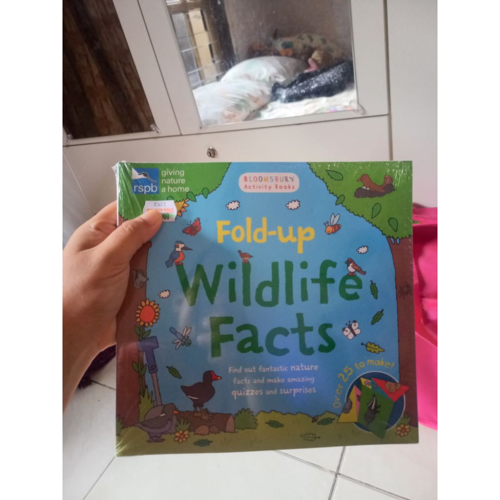 Buku Wildlife Facts