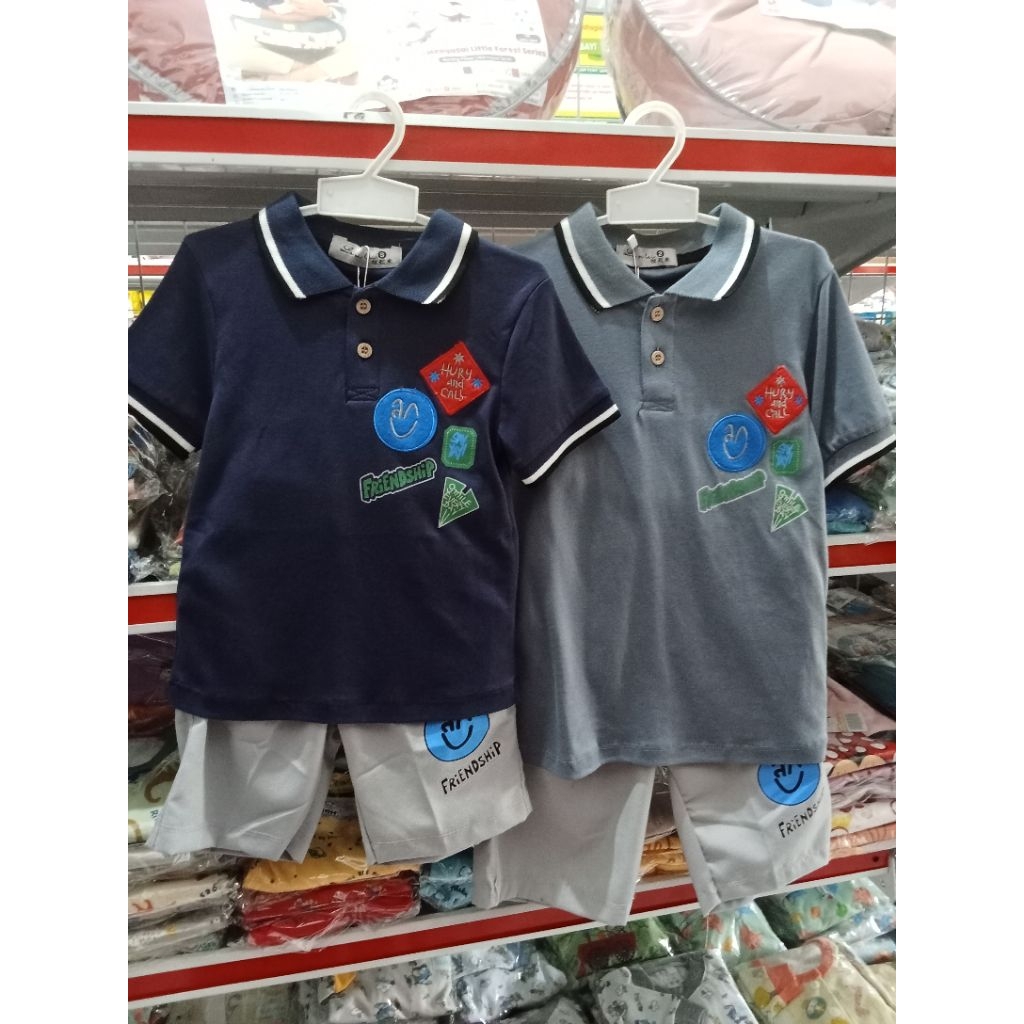 LA QI LAI Setelan Kaos Berkerah Depan Tulisan Friendship (7 Bulan - 3 Tahun)