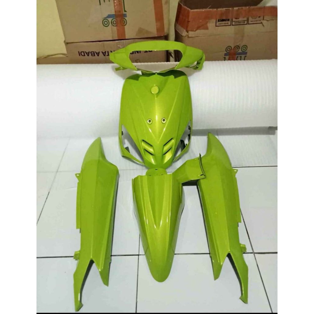 BODY MOTOR MIO SPORTY WARNA (HIJAU STABILO)