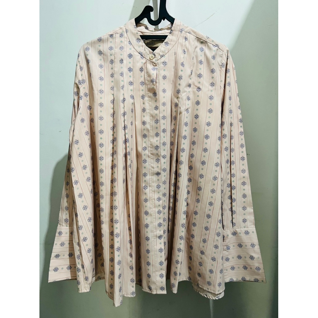 Preloved Leyya Top Kamiidea