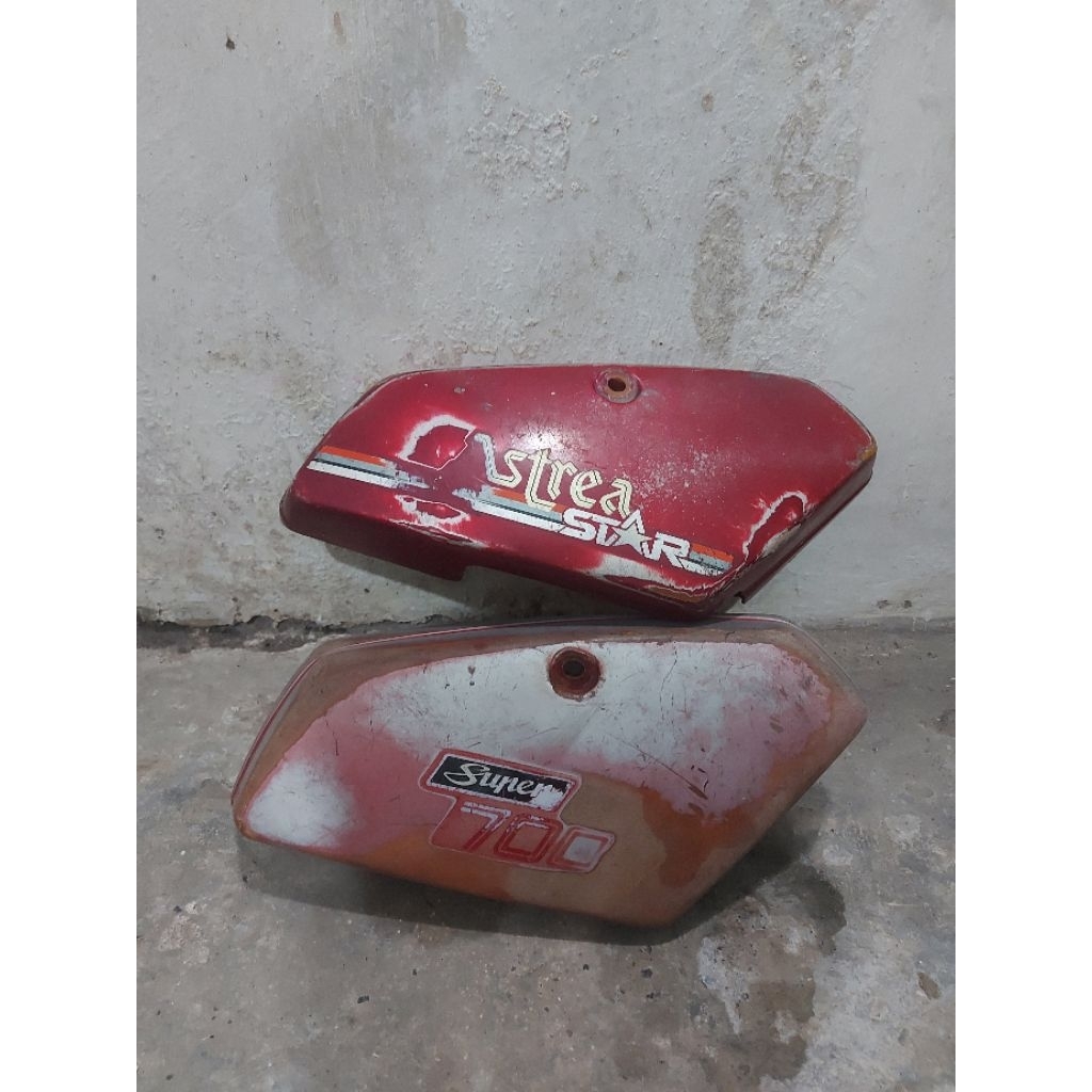 tutup aki box aki cover body samping honda astrea star supercup c800 original merah kanan