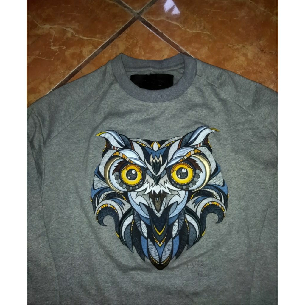 Crewneck Juun. J OWL