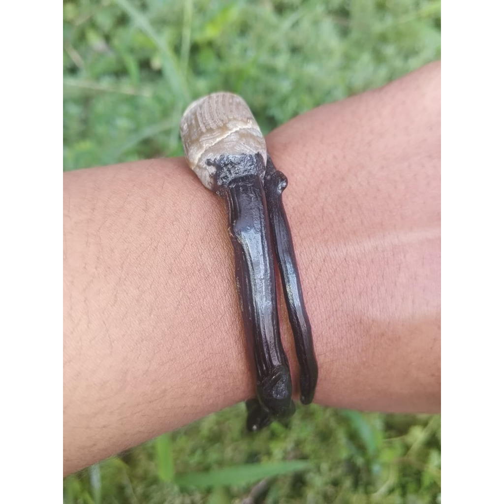 Gelang Akar Bahar Hitam Bonggol Size Kantor