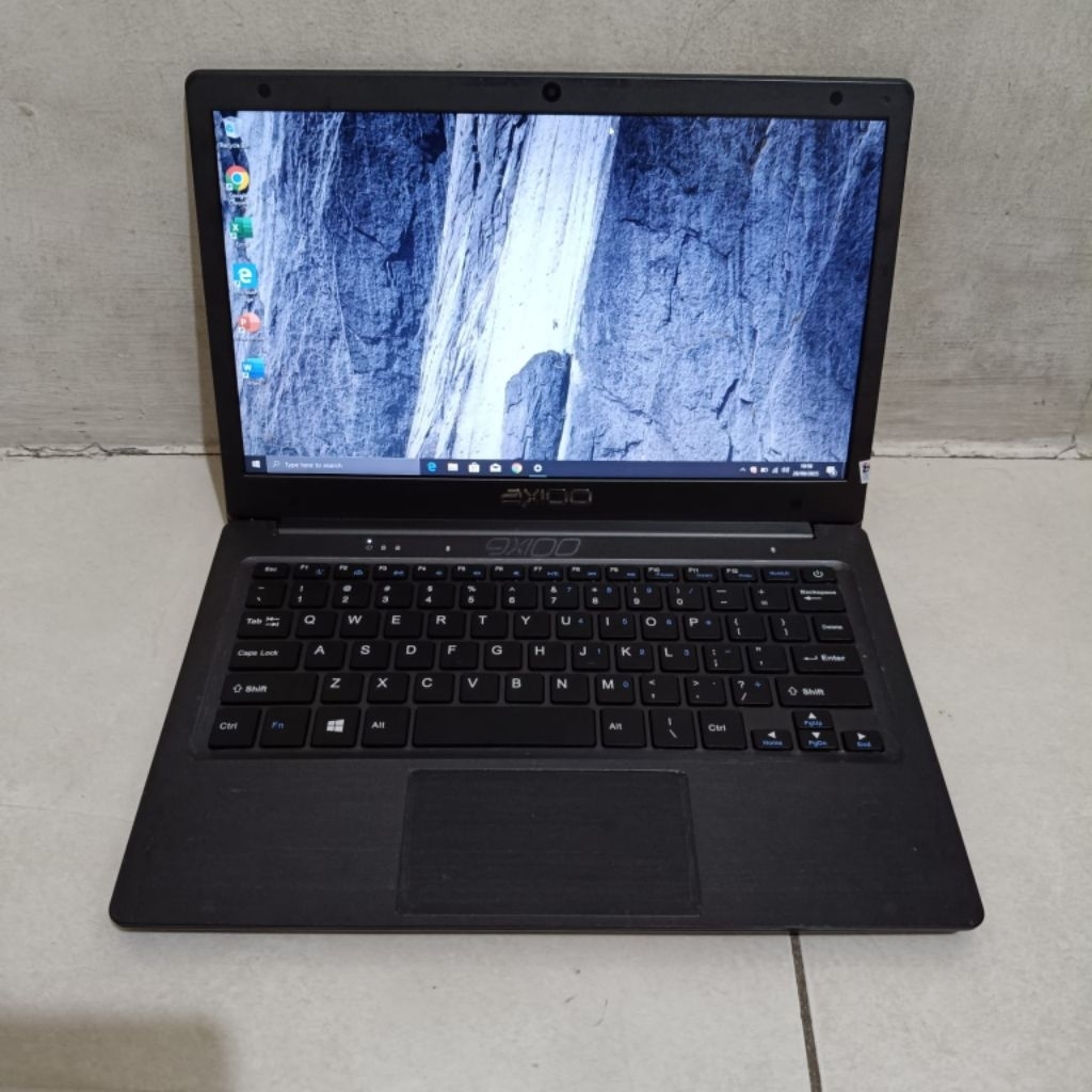 Notebook Axioo Mybook 11+ Lite,  Intel Celeron - N3350 Ram : 4 GB- eMMc : 64 GB- Micro SD : 64 GB