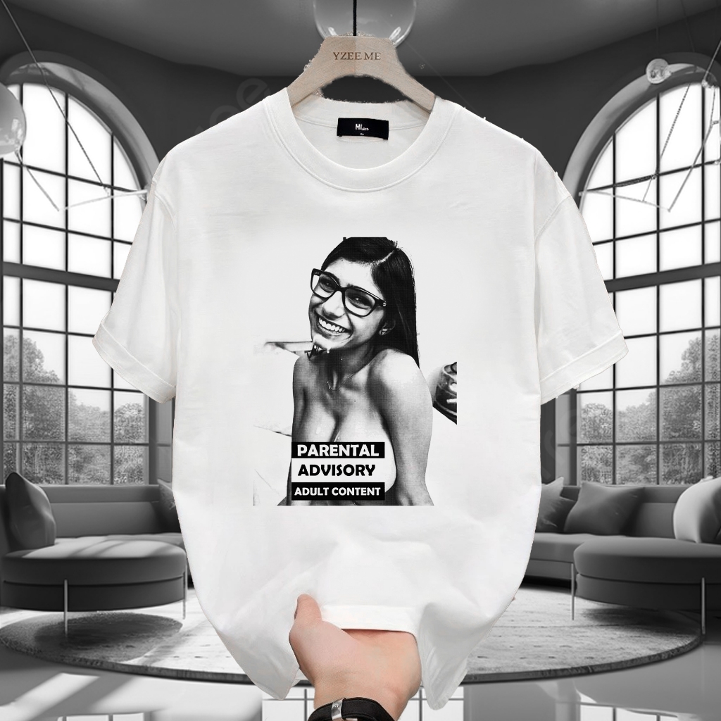 T-shirt 24s 200 Gsm Baju Lengan Pendek Unisex Mia Khalifa Actrees Adult