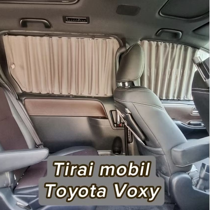 Tirai mobil Toyota VOXY Th 2022