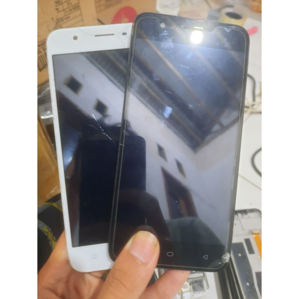 FRMAE/TULANG TENGAH/TATAKAN LCD OPPO A39 COPOTAN