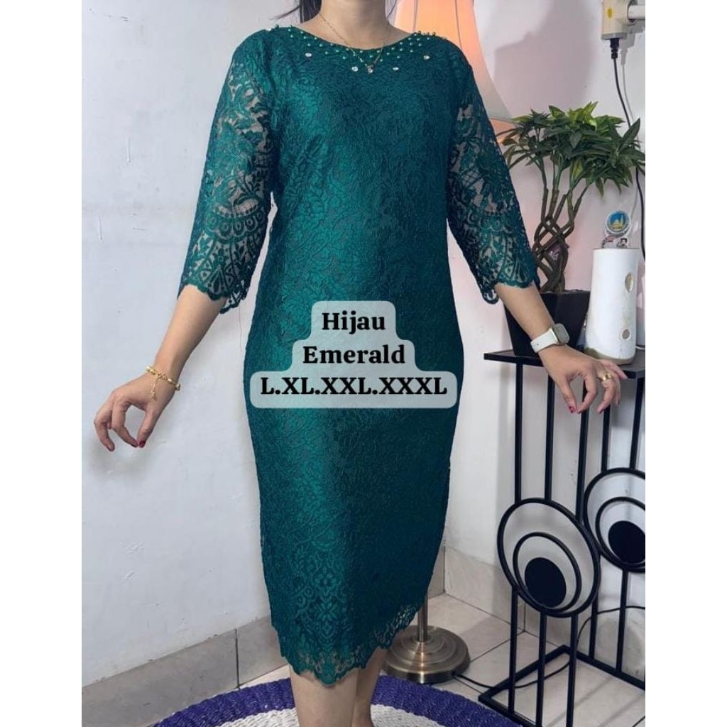 Dress renda semi prancis