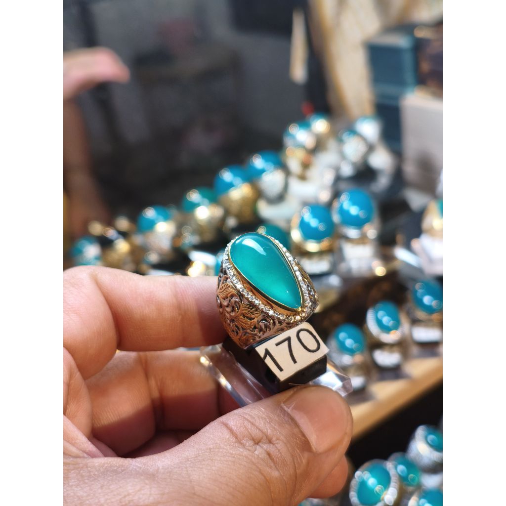 Bacan Palamea Tetes air giwang