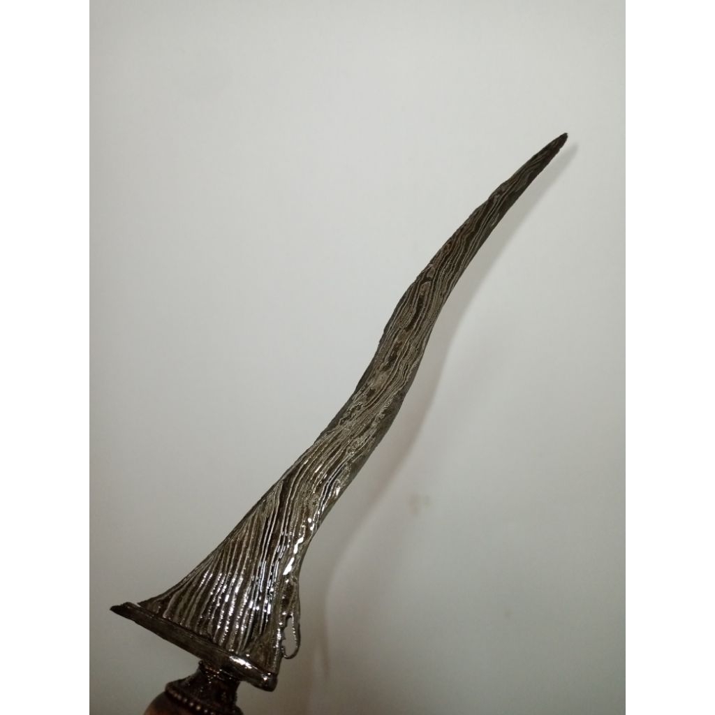 Keris Patrem Jangkung Pamor Miring Warangka Iras (sepuh)