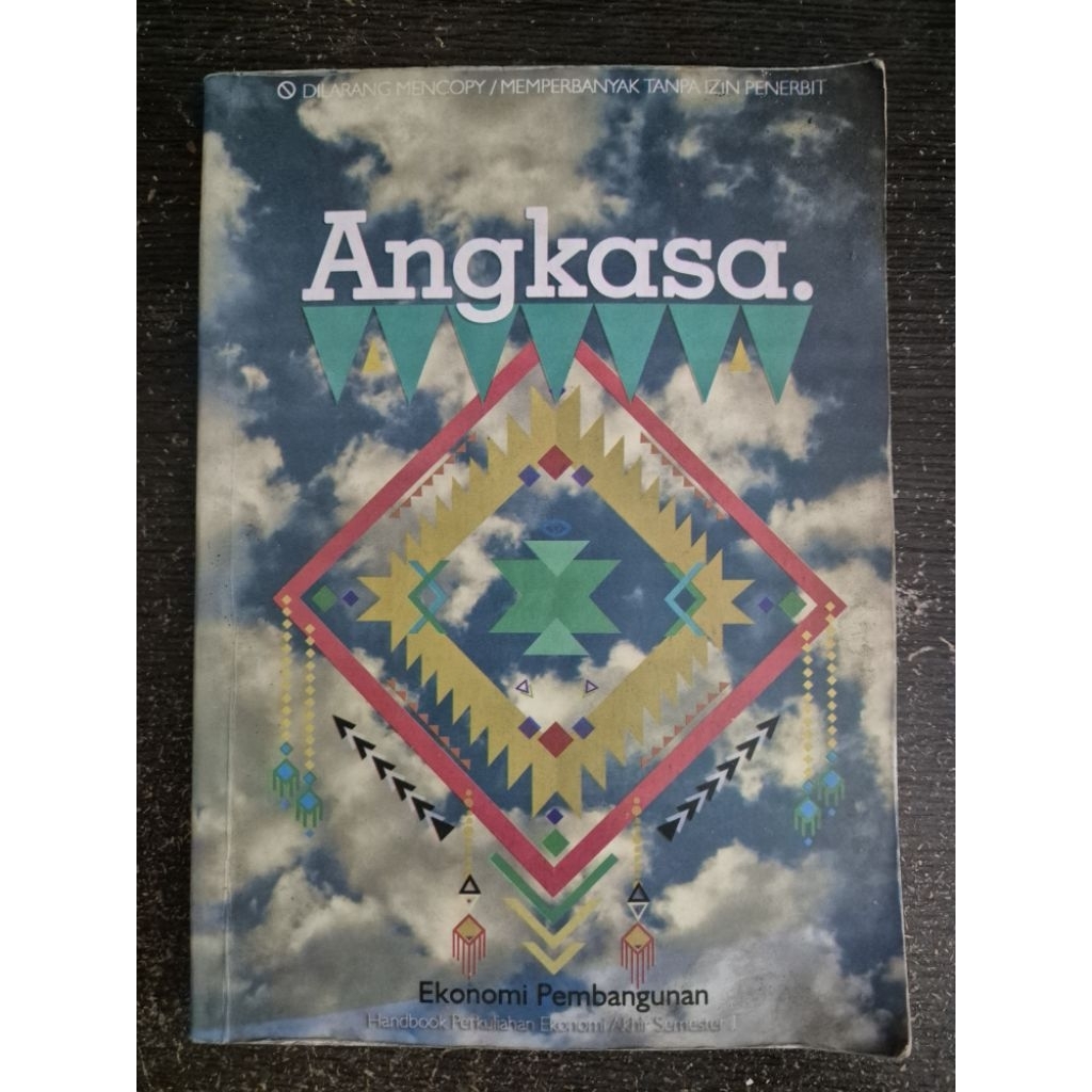 PRELOVED BUKUl Buku Angkasa Ekonomi Pembangunan Handbook Perkuliahan Ekonomi Akhir Semestet Bekas