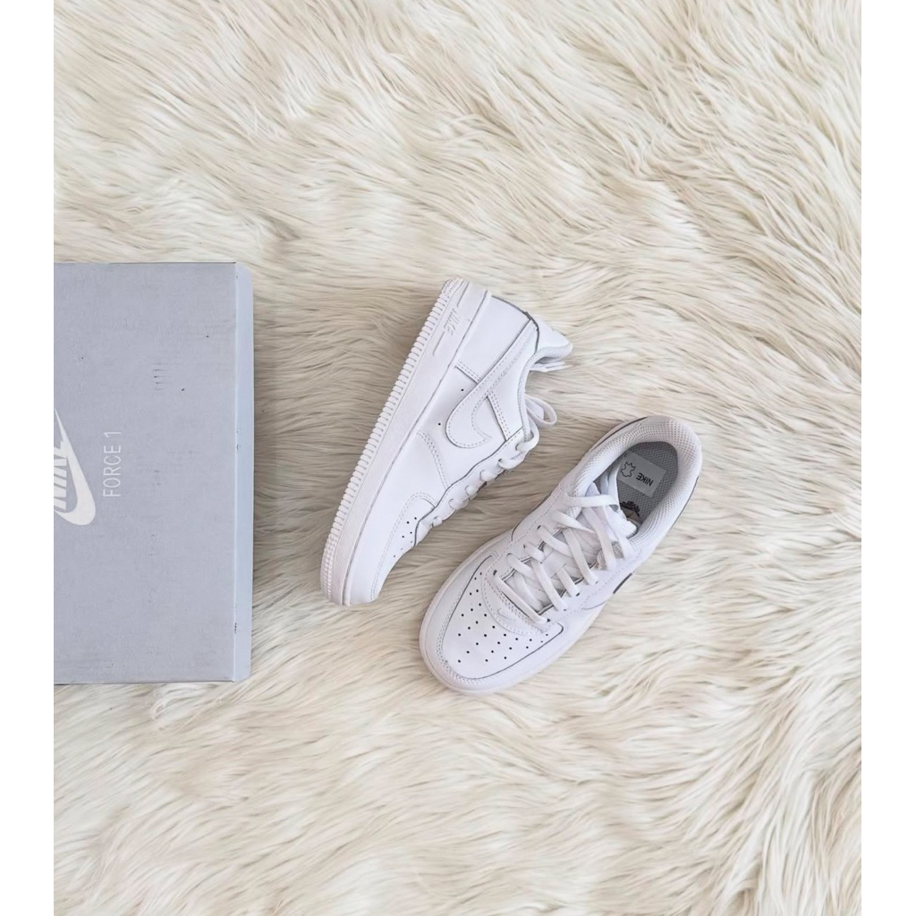 NK Air Force 1 size 32 / 20cm