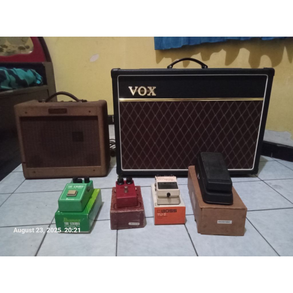 jual ampli VOX + efek pedal