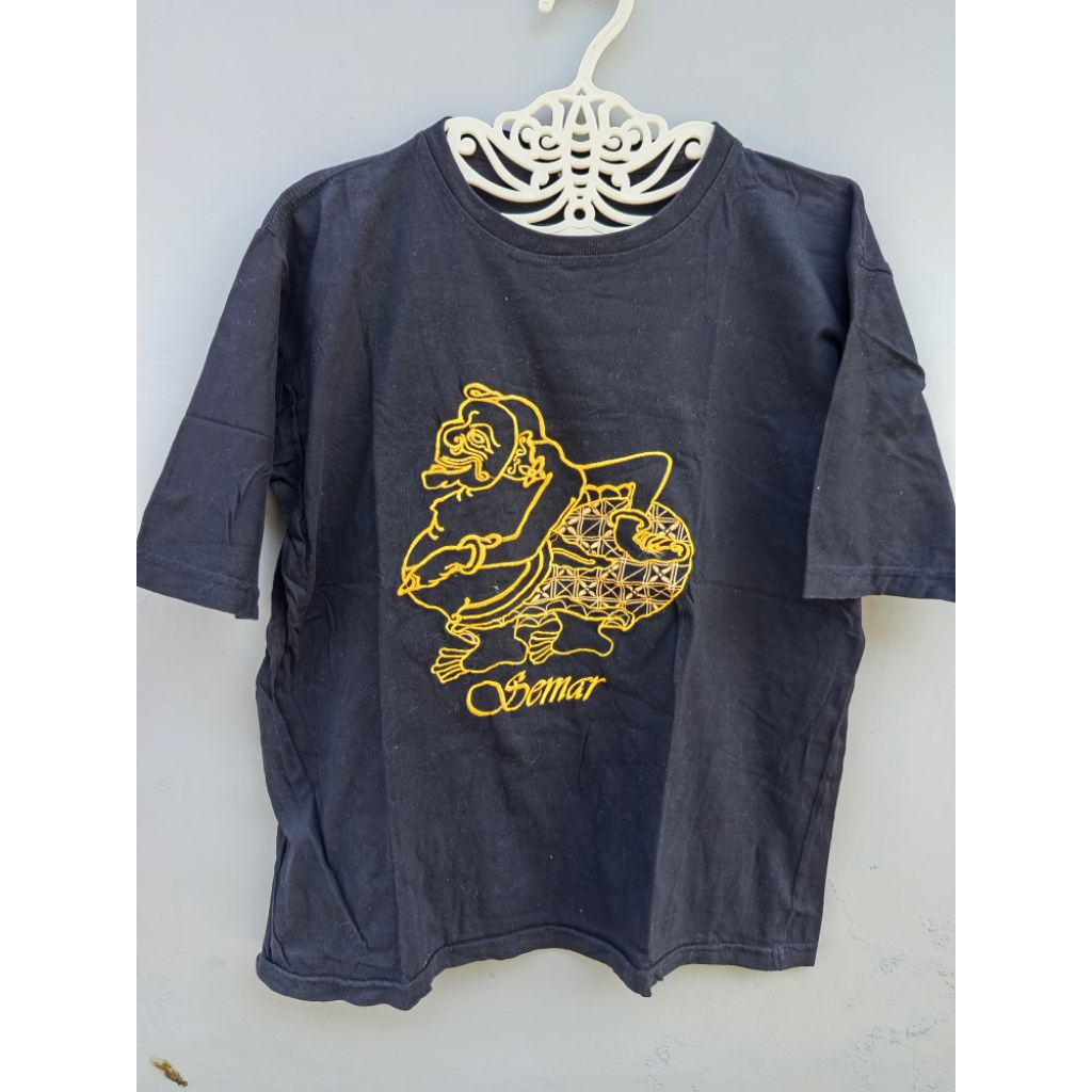 prelove kaos oblong/tshirt oleh-oleh jogja ukuran L hitam