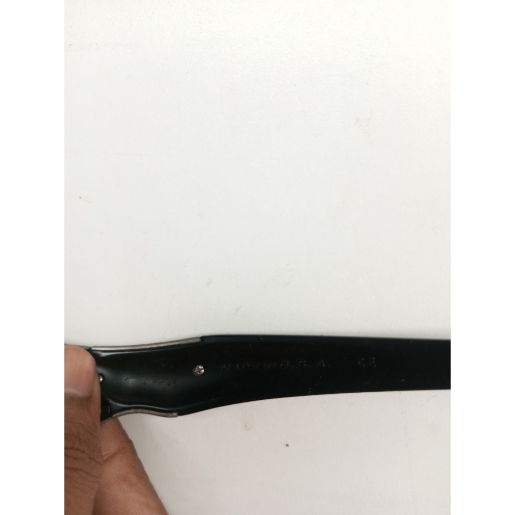 frame kacamata Oakley pittbos