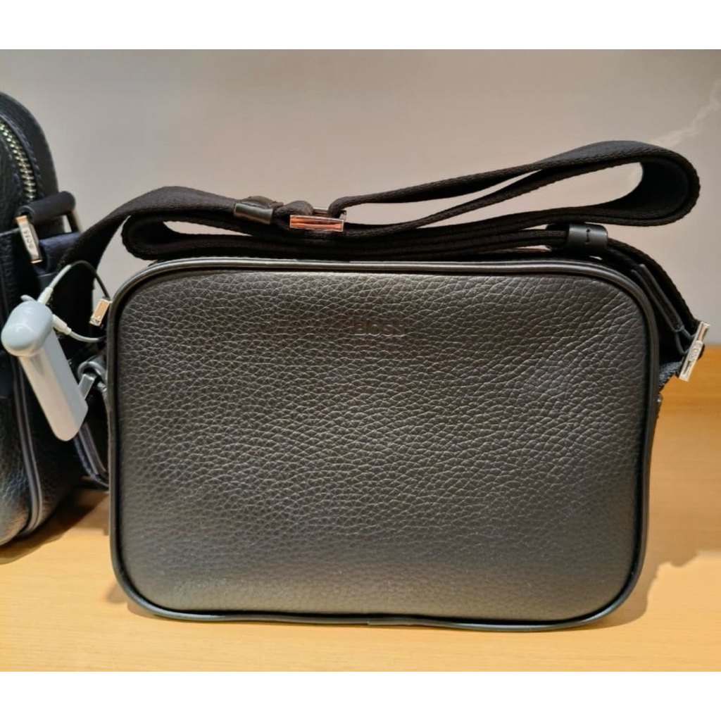 tas boss hugo boss pria wanita original baru sling bag waist bag unisex