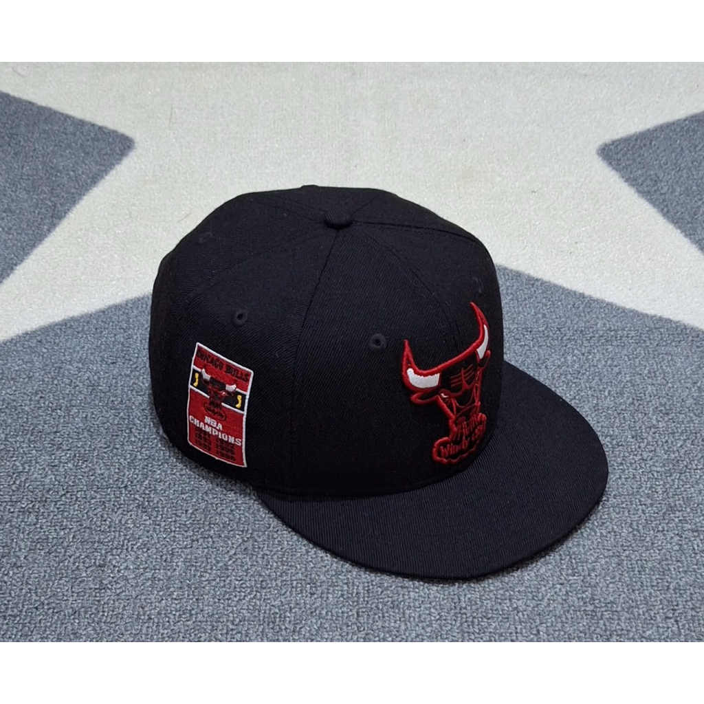 Topi new era chicago bulls hitam black preloved 2nd seken sekon secon pl bekas
