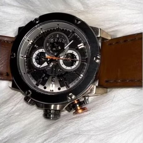 Alexander Christie 6491MC