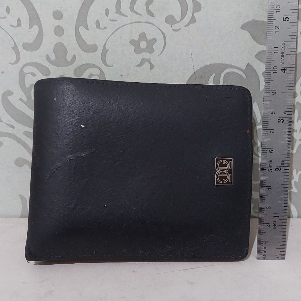 Dompet pria Guy Laroche preloved