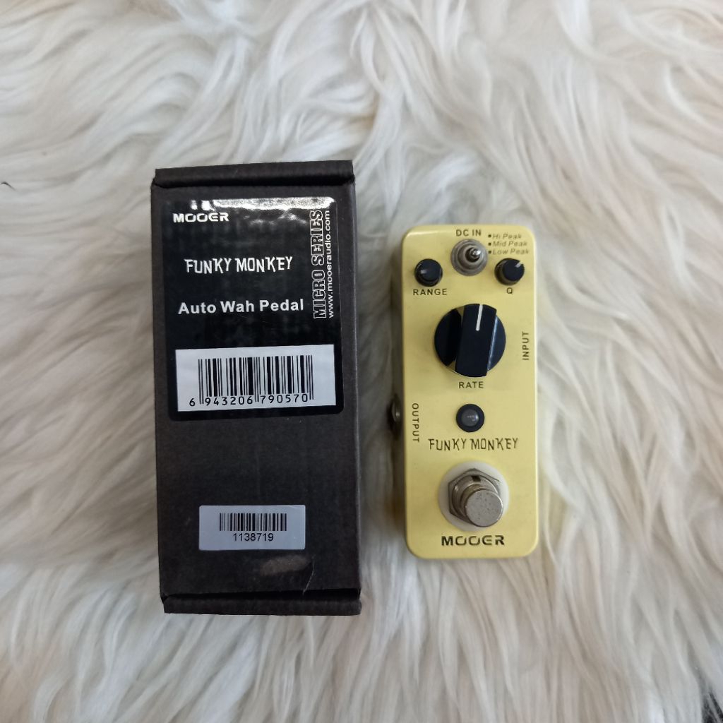 Best price ex.display Mooer FunkyMonkey pedal efek gitar