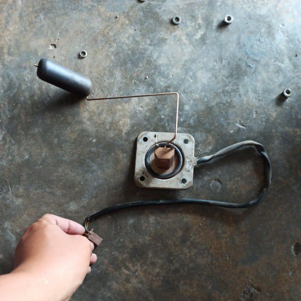 pelampung tangki tiger revo tiger2000 original copotan