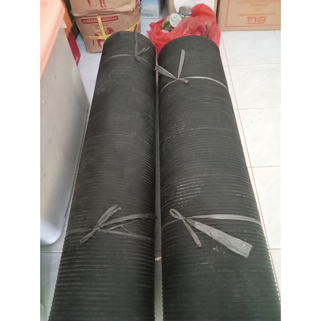 karpet karet alas sapi