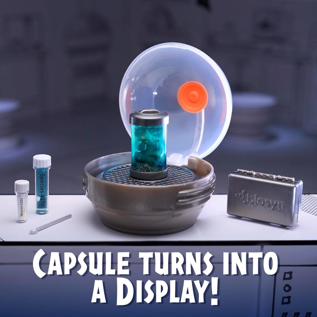 MGA's Miniverse Make It Mini Dinosaurs Jurassic World (6 Pack), Dinosaurs, Prehistoric, Egg, Blind P