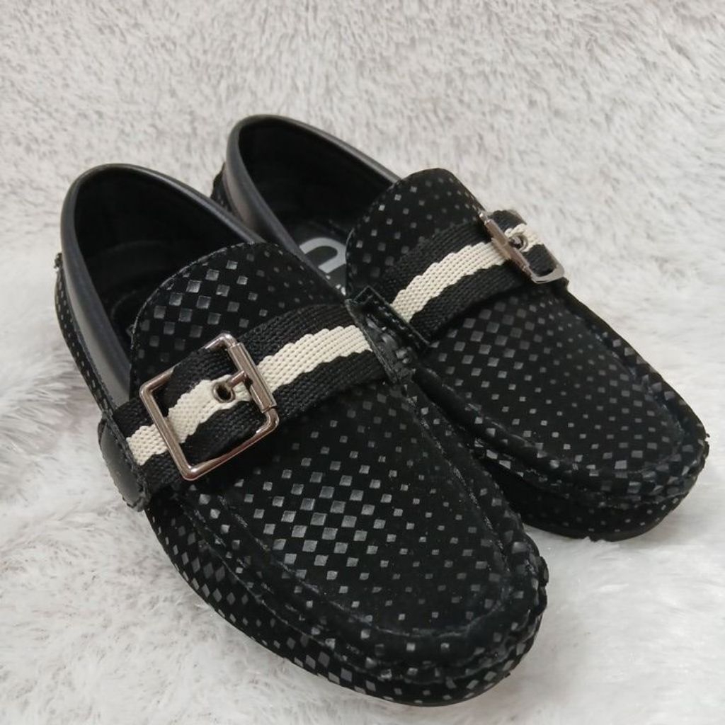 Sepatu pansus anak laki laki CMK-7