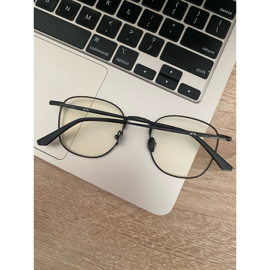 Preloved Kacamata Optik melawai Original 1000%