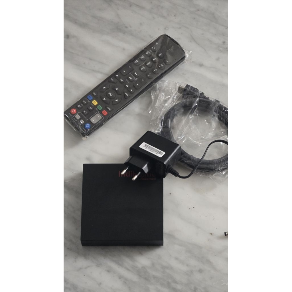 STB ZTE B866F 2/32gb fullset remote biasa