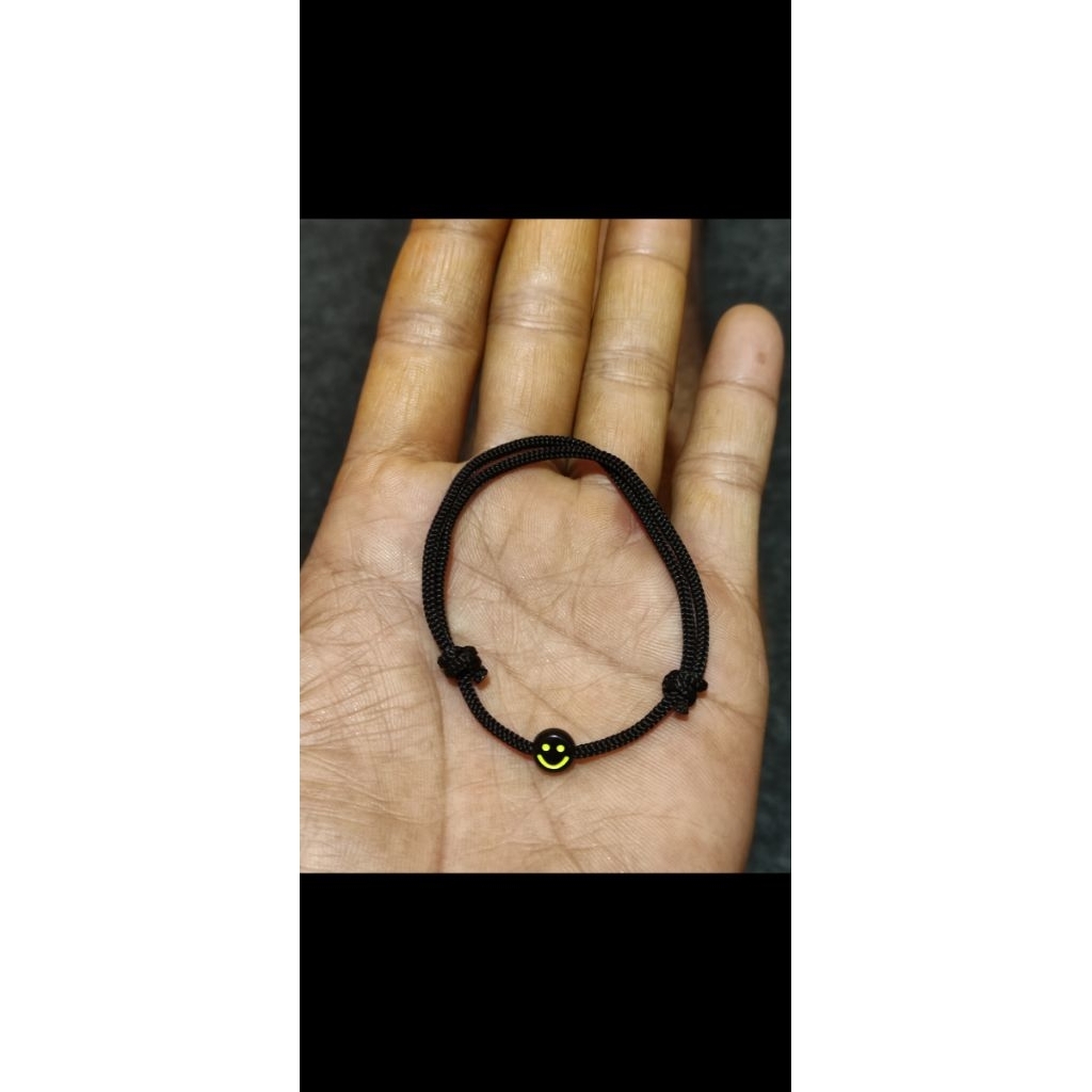 GELANG SMILE TALI HITAM BUKAN KOREA
