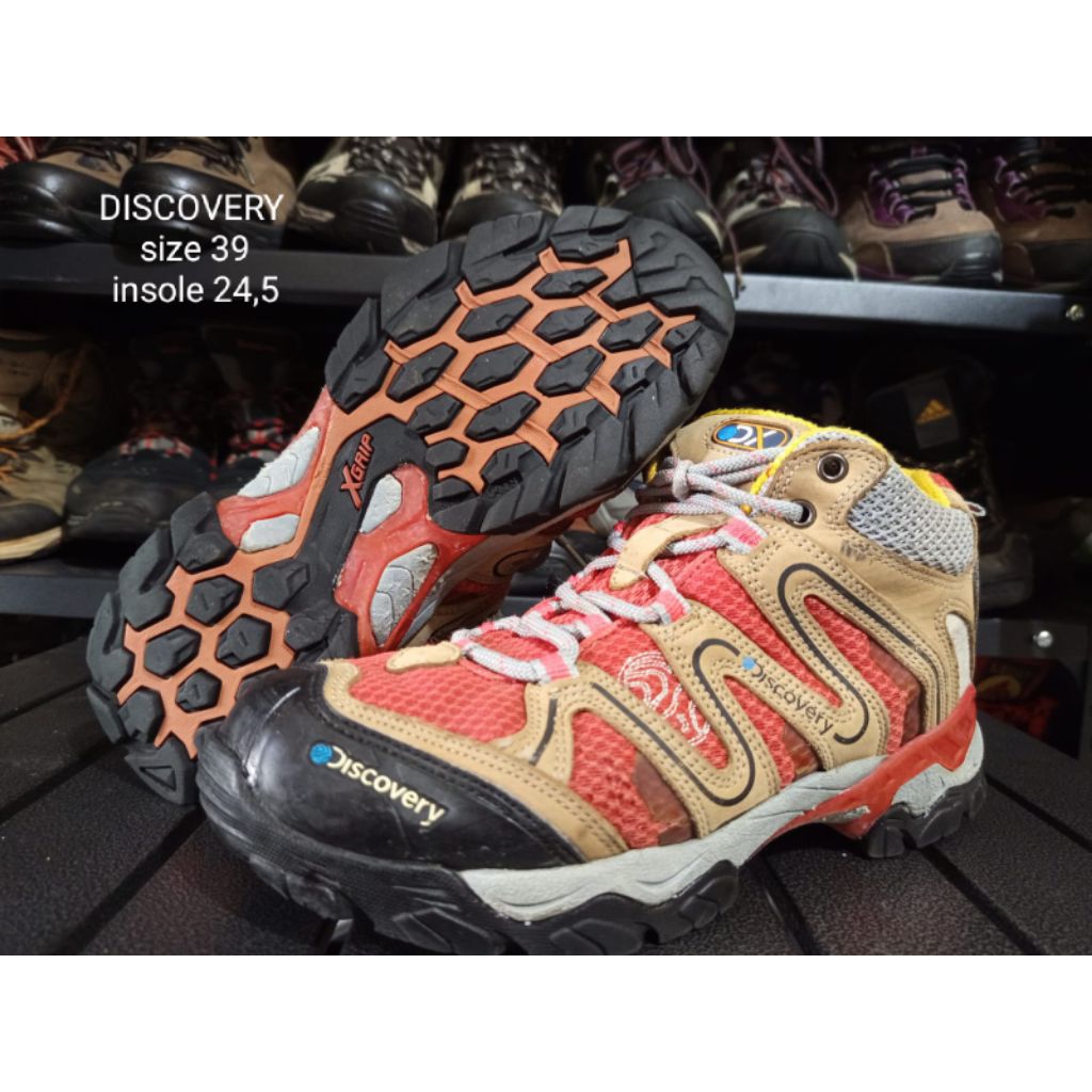 sepatu outdoor thrifting DISCOVERY