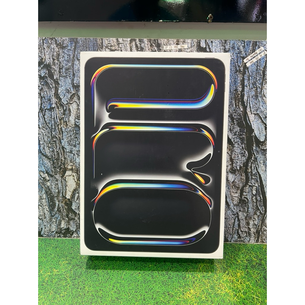 Ipad pro 11 inch m4 / 256gb wifi New garansi Ibox