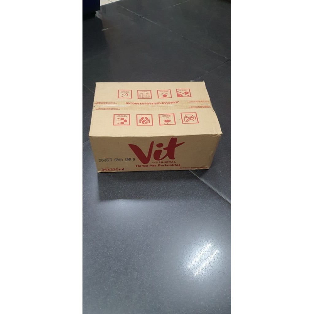 Vit Air Mineral 1kotak Botol Mini ( 24 x 220ml )