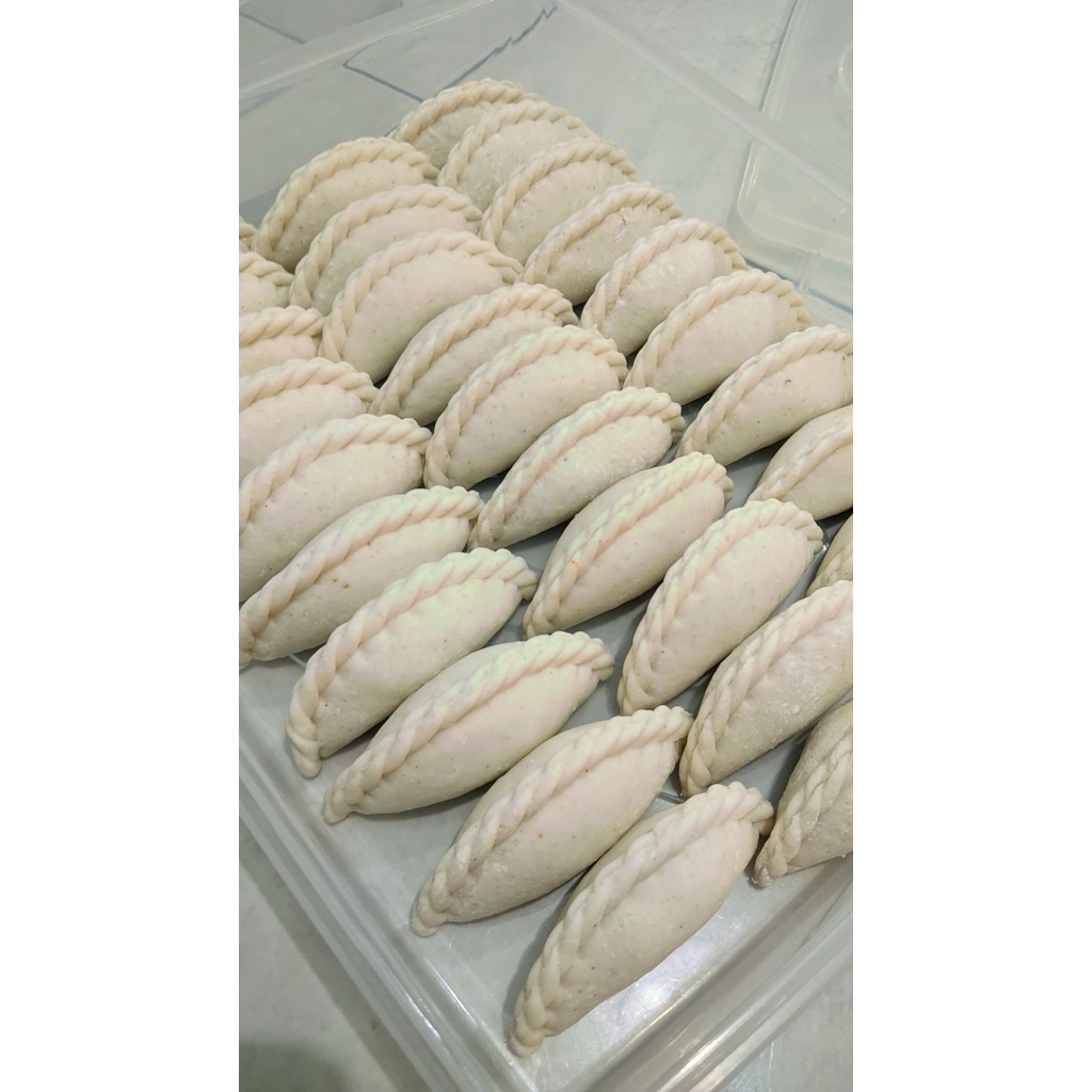 Cireng isi ayam suwir pedas jumbo