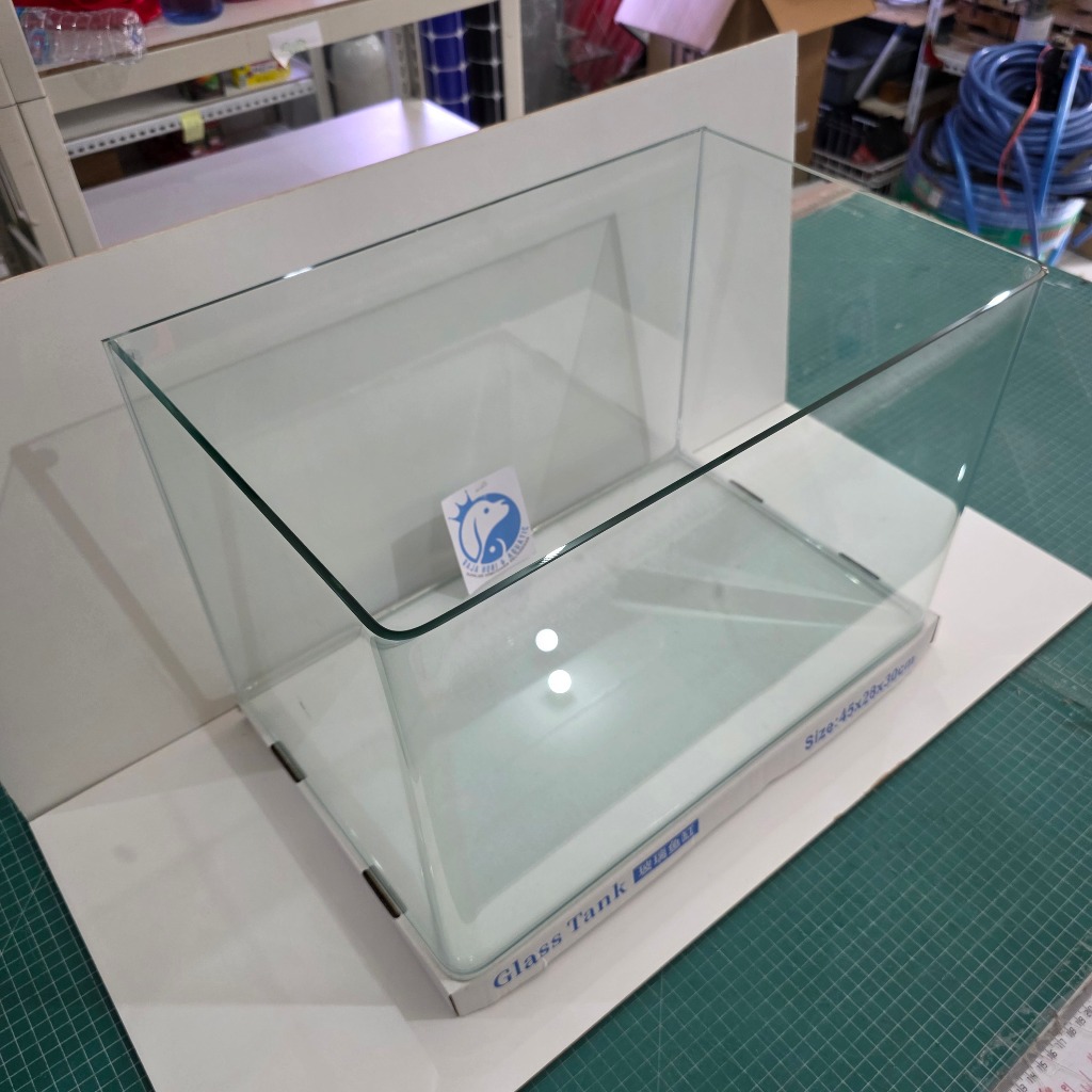 TANK AQUARIUM AKUARIUM IKAN KINGS KACA OPTIC CLEAR UKURAN 45X28X30 CM BANDING MELENGKUNG