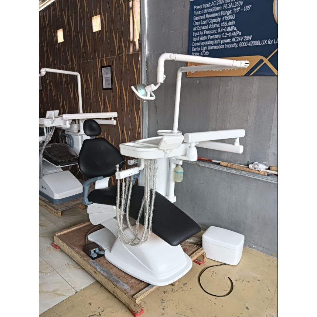 DENTAL UNIT SECOND ROYAL DENMARK LAMPU HALOGEN FULL ELECTRIC/DENTAL UNIT SECOND MURAH