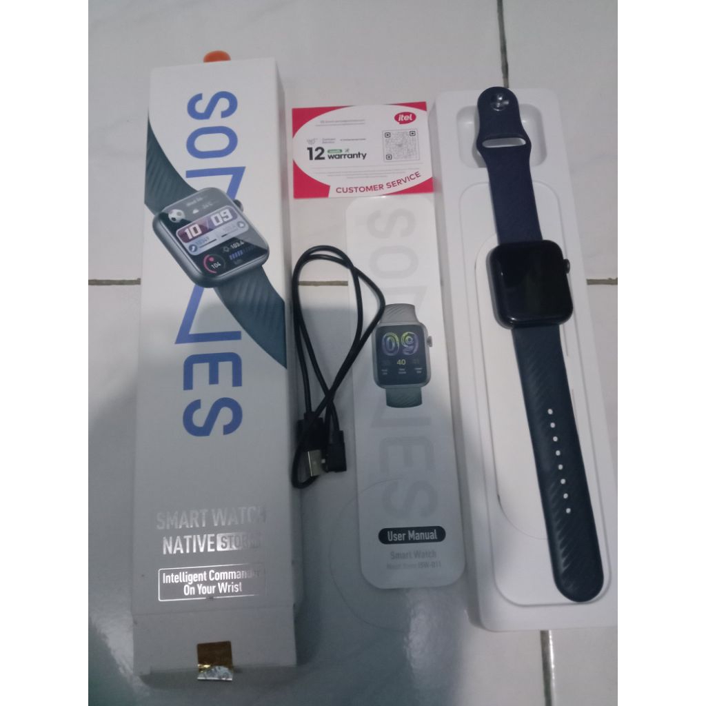 Jam tangan smartwatch+bisa konek ke whatsapp, bisa telponan, merk itel