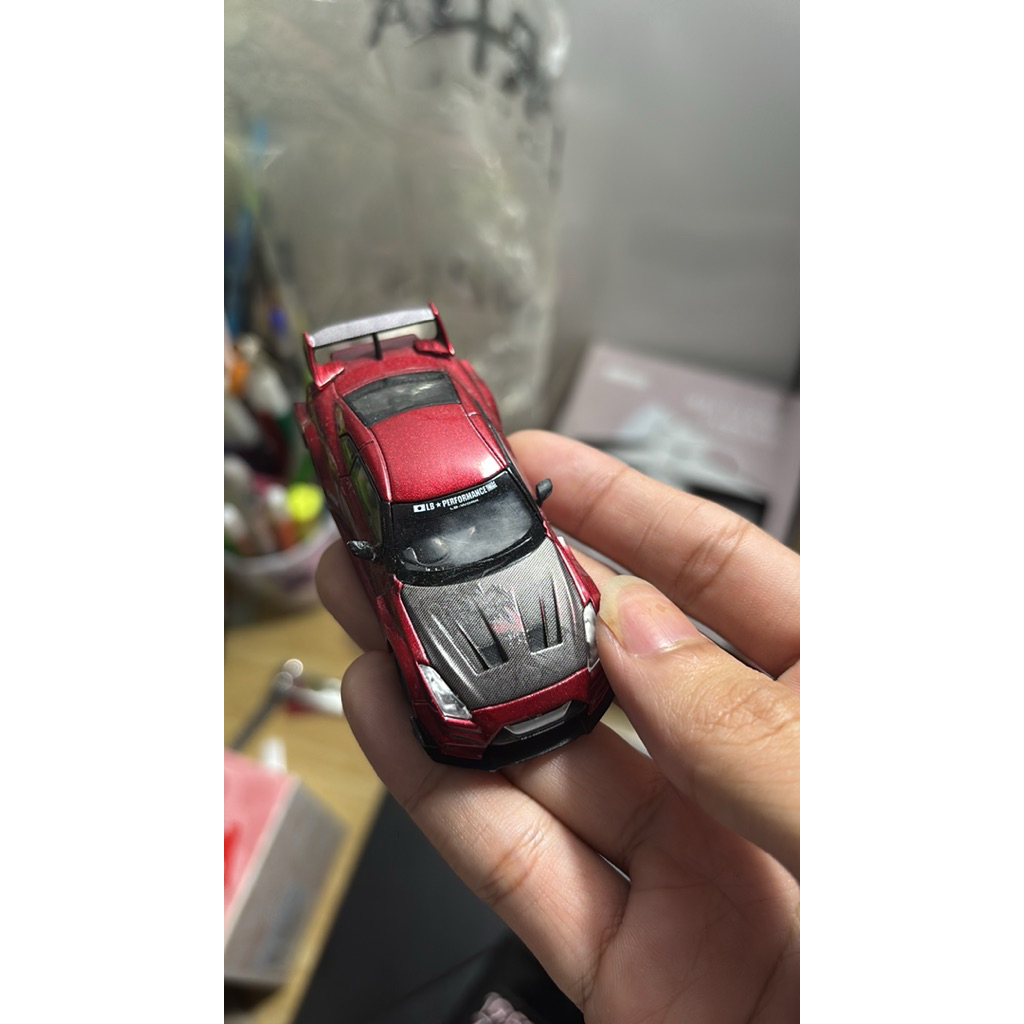 Mini GT r35 lbwk red