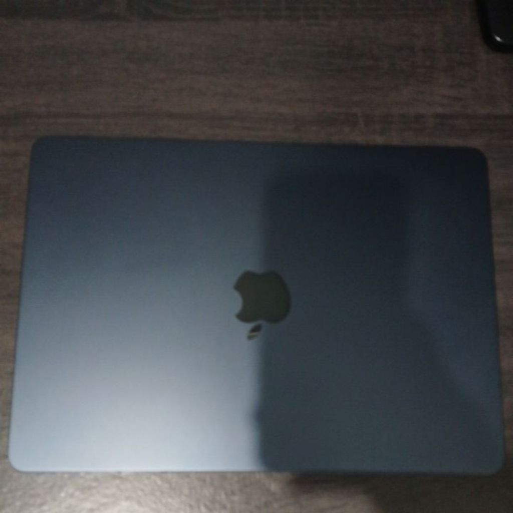 Macbook M2
